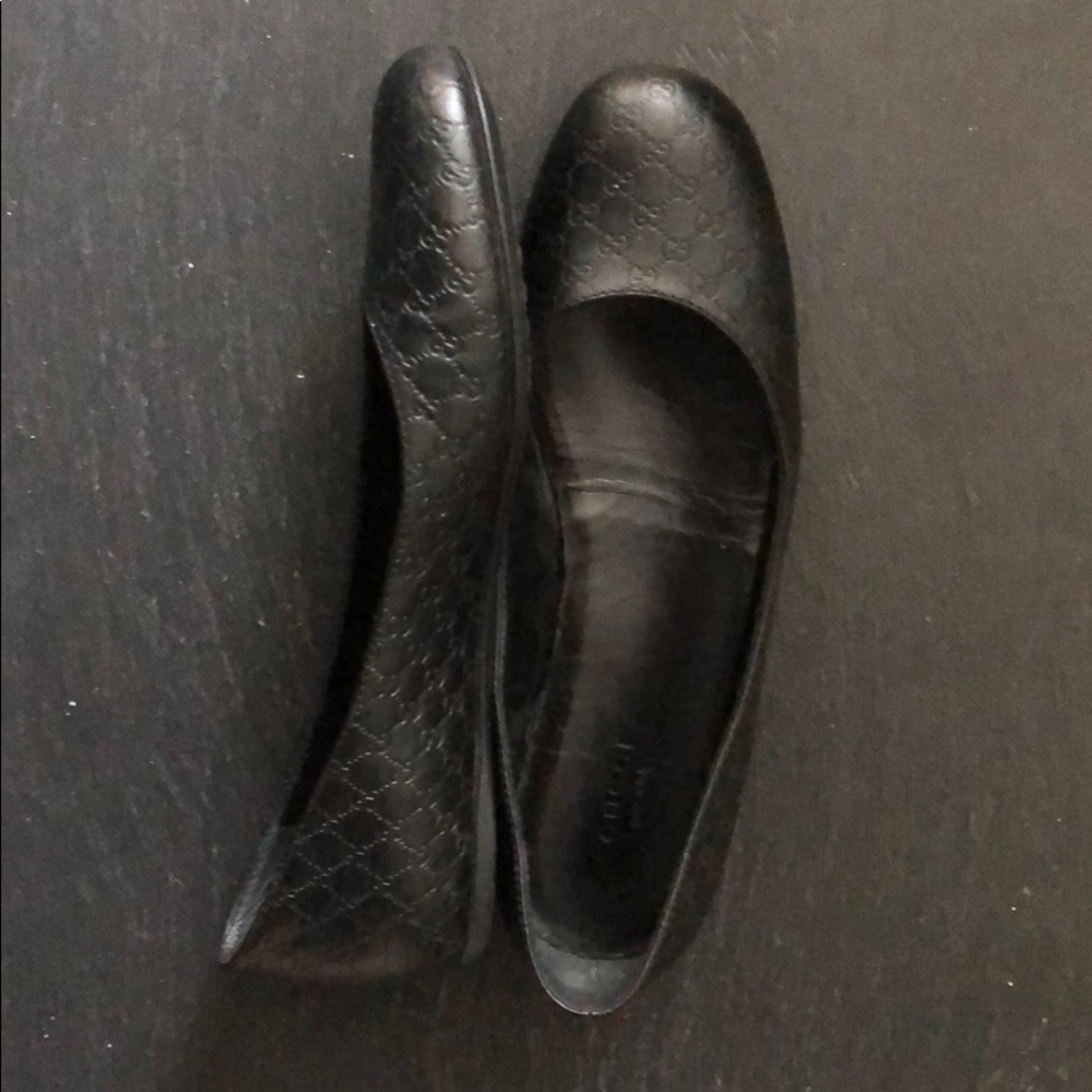 Gucci flats